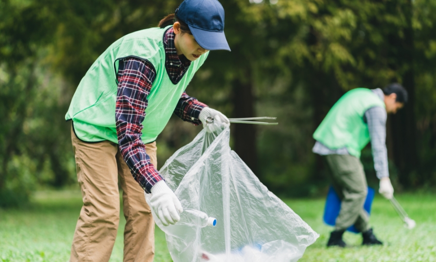 廃棄物エコ手形登録企業として不法廃棄物をボランティア撤去