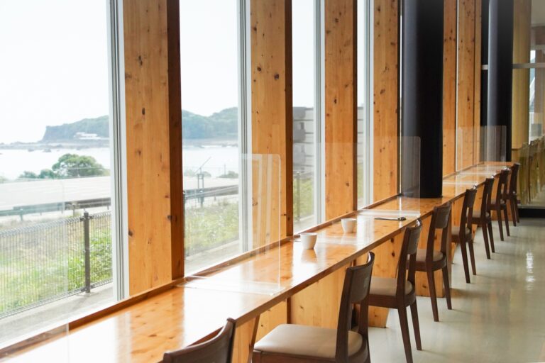 明石市の飲食店の事業ゴミ定期回収の相場は？頻度別・規模別に解説